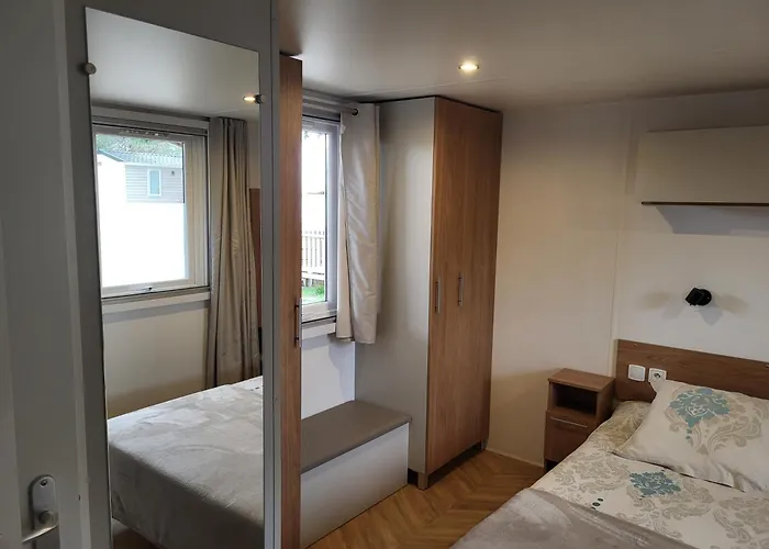 Camping Mobil Spacieux Mar Estang 4*