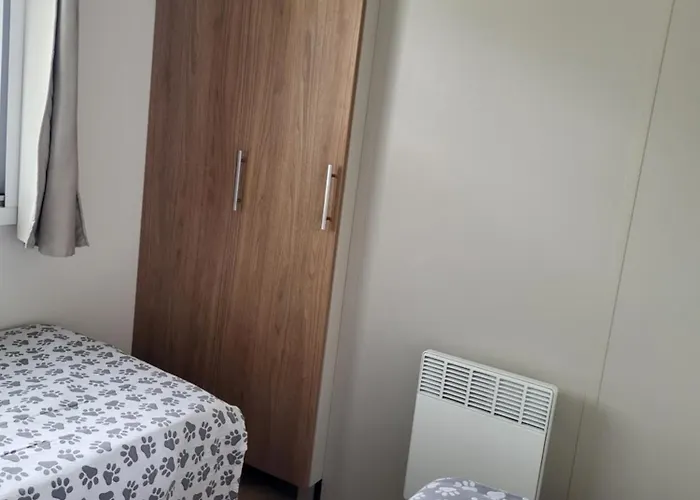Mobil Spacieux Mar Estang 4* Camping *